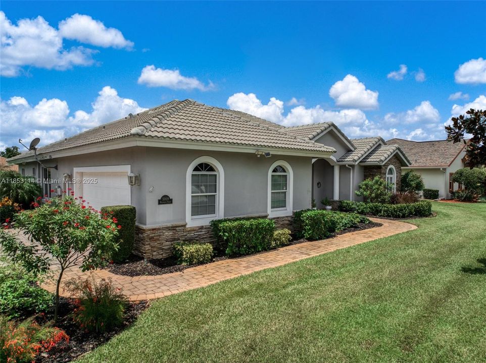 待售: $484,900 (3 贝兹, 2 浴室, 2253 平方英尺)