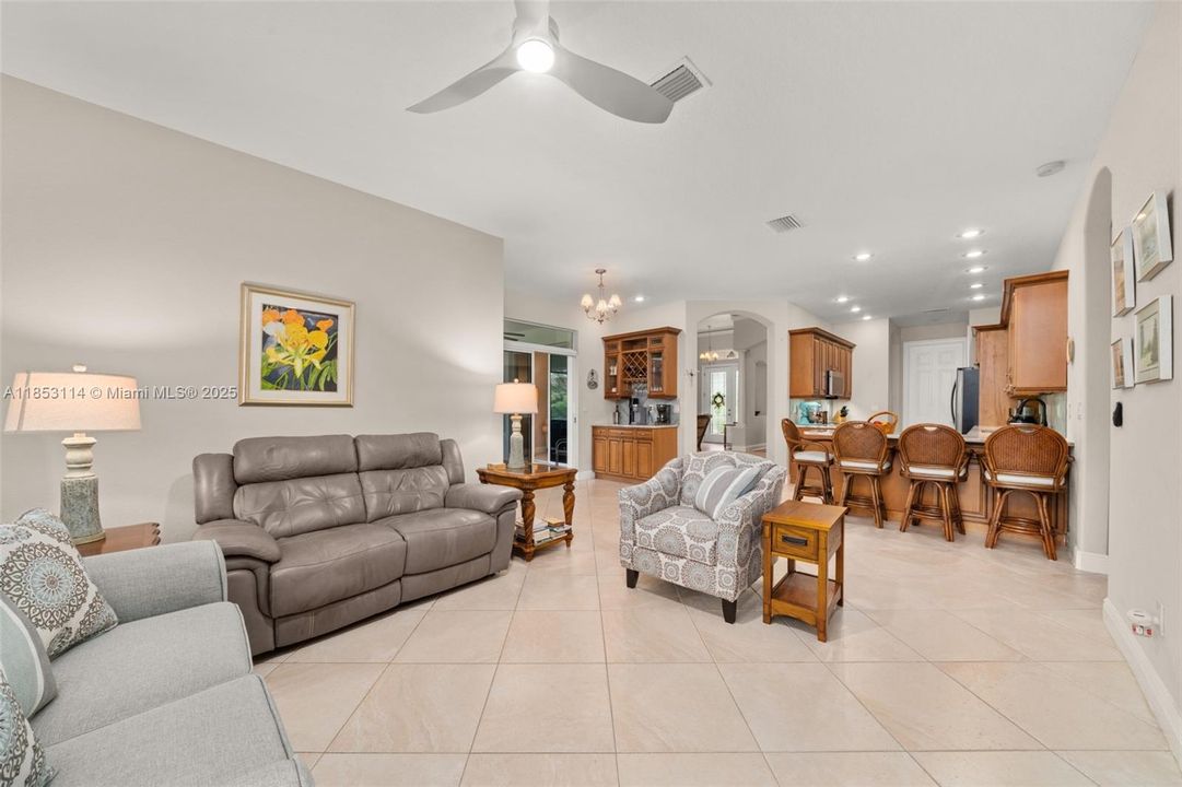 待售: $484,900 (3 贝兹, 2 浴室, 2253 平方英尺)