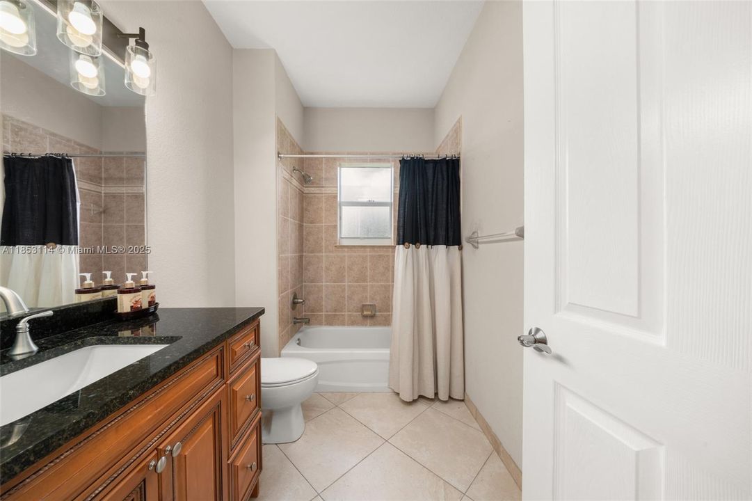 待售: $484,900 (3 贝兹, 2 浴室, 2253 平方英尺)