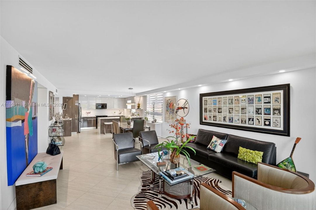 Active With Contract: $1,175,000 (2 beds, 2 baths, 1630 Square Feet)