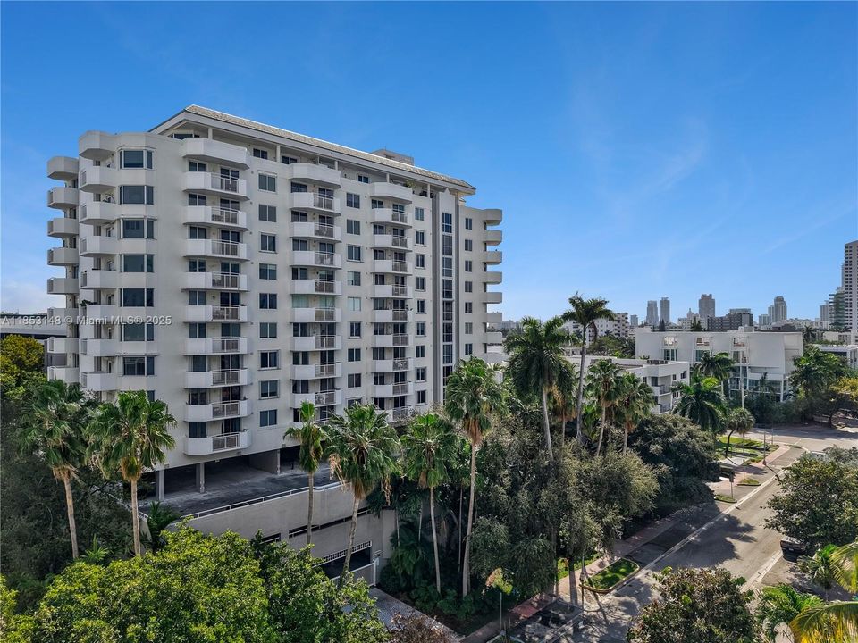 En Venta: $799,000 (2 camas, 2 baños, 1070 Pies cuadrados)