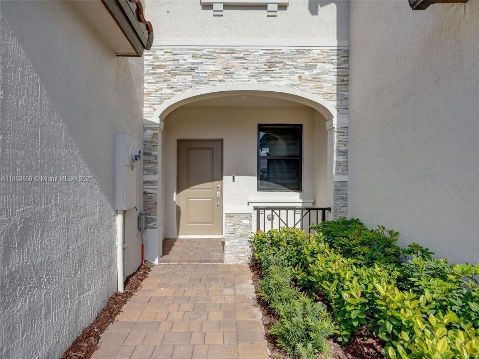 На продажу: $424,900 (3 спален, 2 ванн, 1442 Квадратных фут)