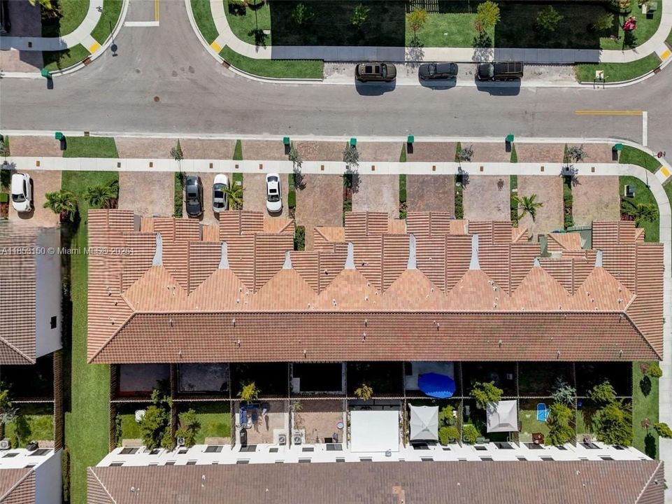 На продажу: $424,900 (3 спален, 2 ванн, 1442 Квадратных фут)