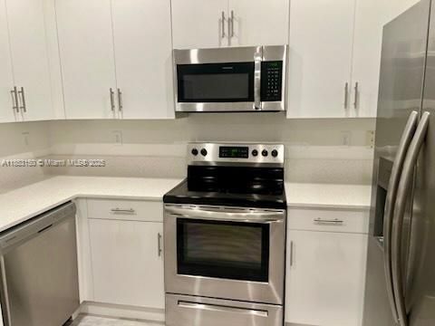 На продажу: $424,900 (3 спален, 2 ванн, 1442 Квадратных фут)