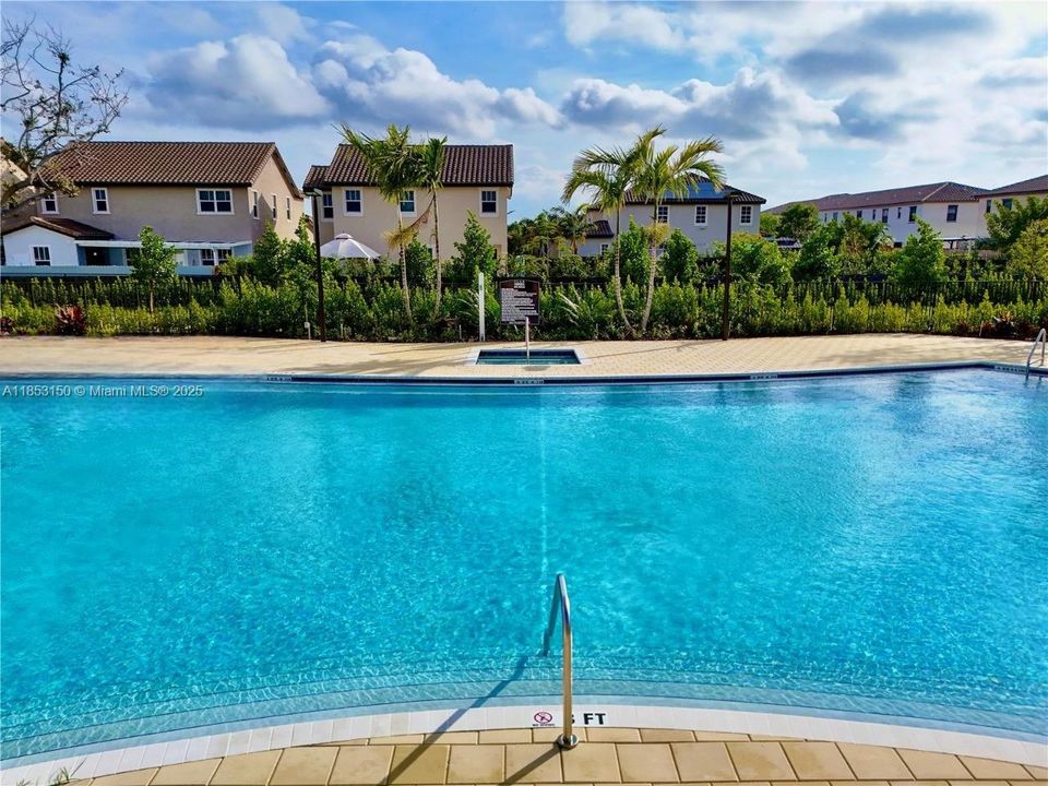 На продажу: $424,900 (3 спален, 2 ванн, 1442 Квадратных фут)