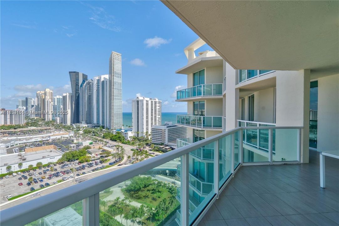 Недавно арендовано: $8,900 (4 спален, 4 ванн, 2911 Квадратных фут)