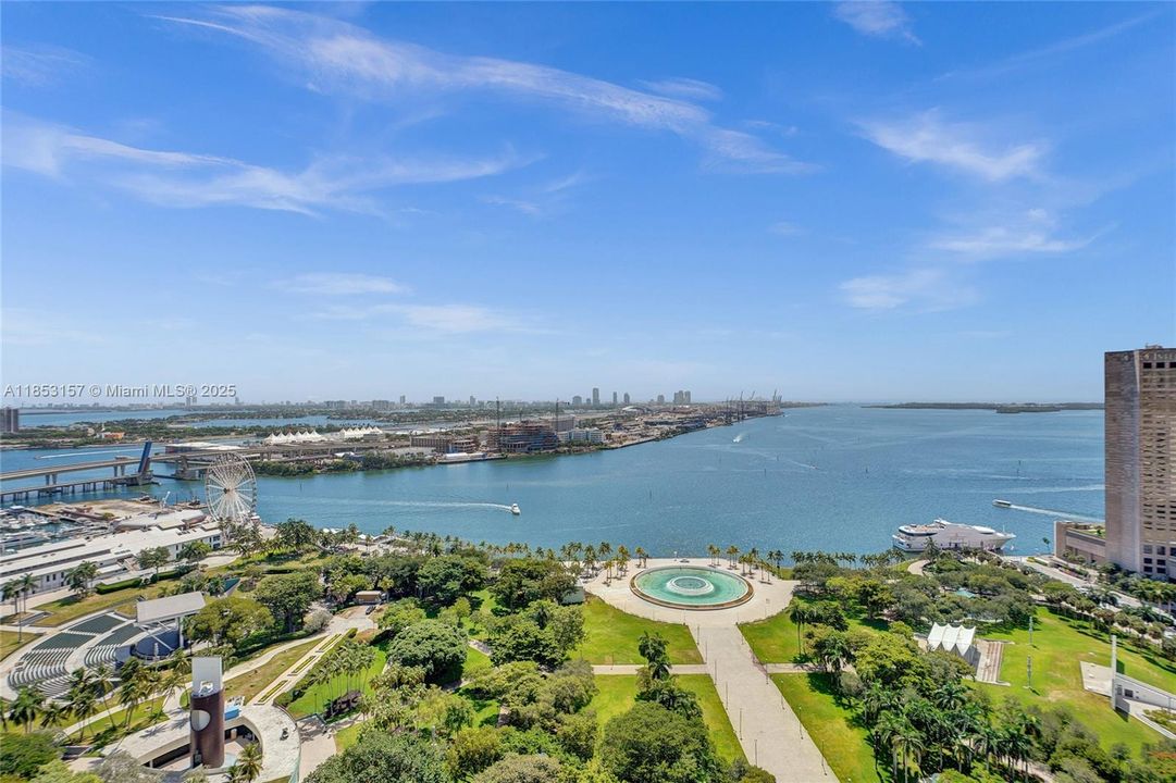 En Venta: $888,000 (2 camas, 2 baños, 1322 Pies cuadrados)