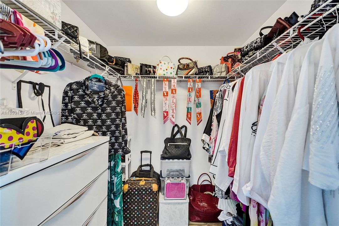 En Venta: $888,000 (2 camas, 2 baños, 1322 Pies cuadrados)