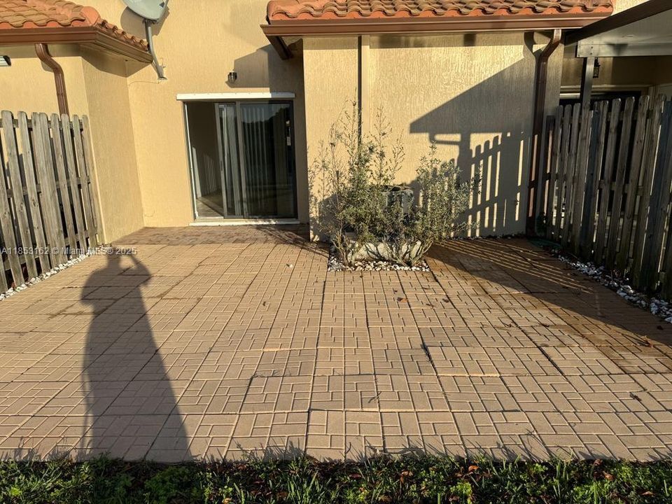 На продажу: $360,000 (3 спален, 2 ванн, 0 Квадратных фут)