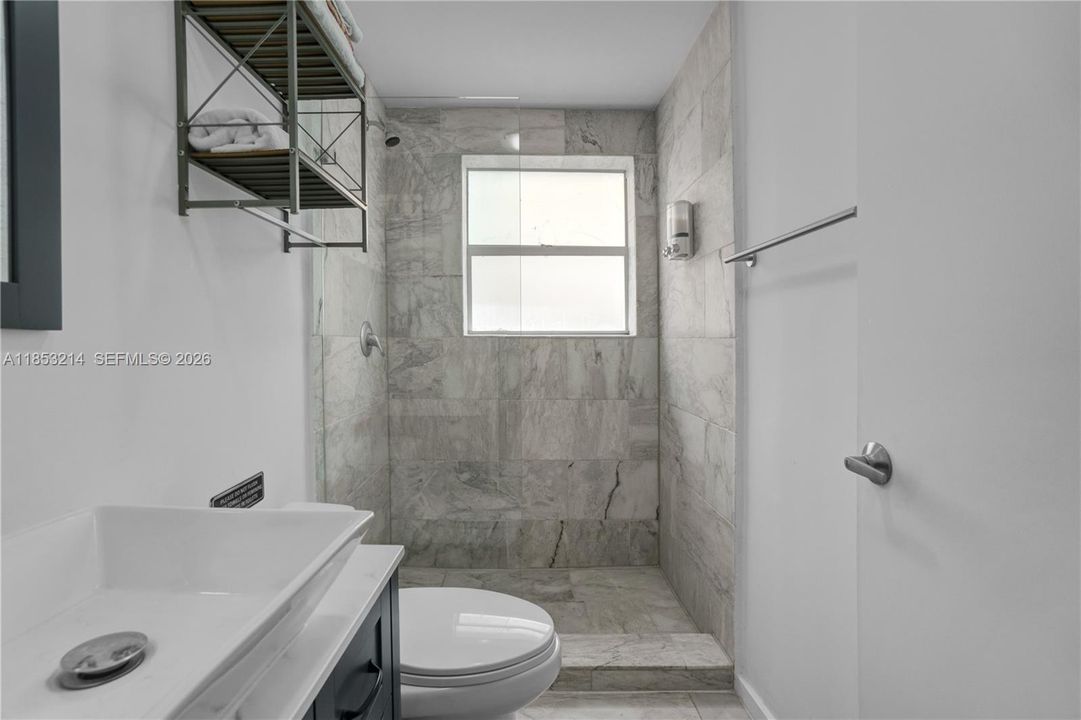 En Venta: $199,999 (1 camas, 1 baños, 450 Pies cuadrados)