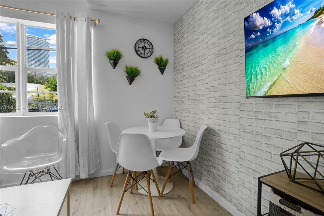 En Venta: $199,999 (1 camas, 1 baños, 450 Pies cuadrados)