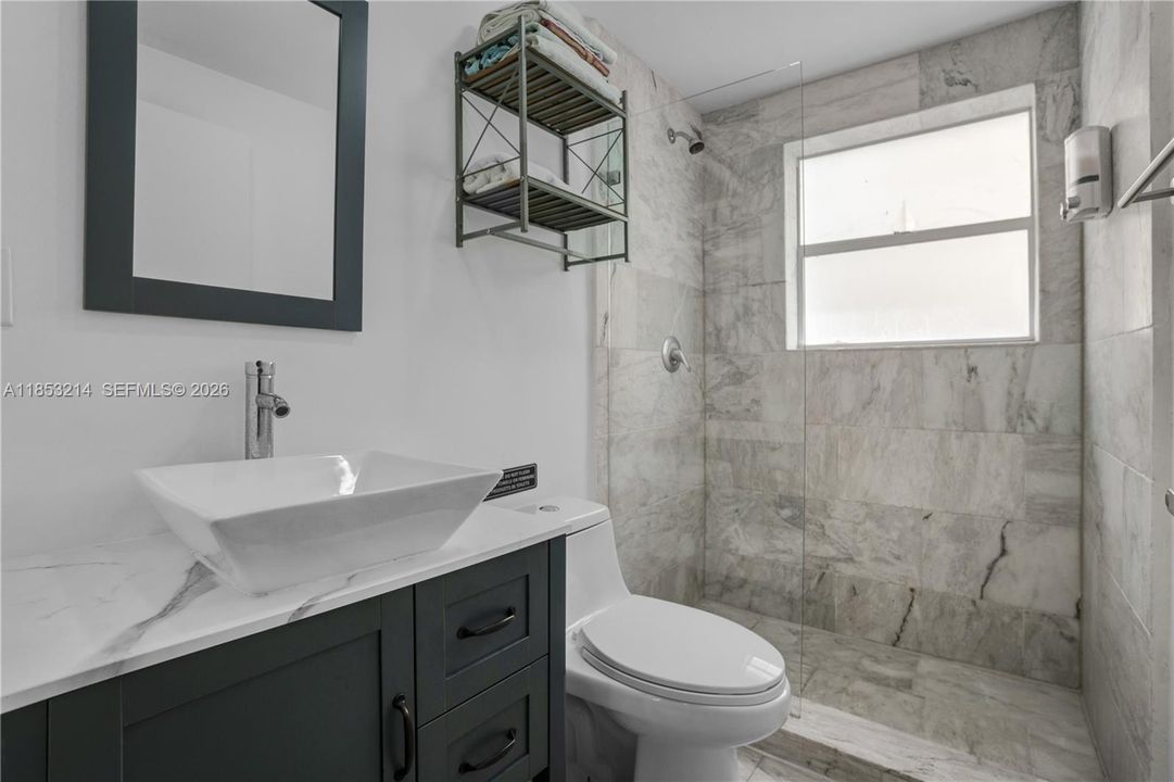 En Venta: $199,999 (1 camas, 1 baños, 450 Pies cuadrados)