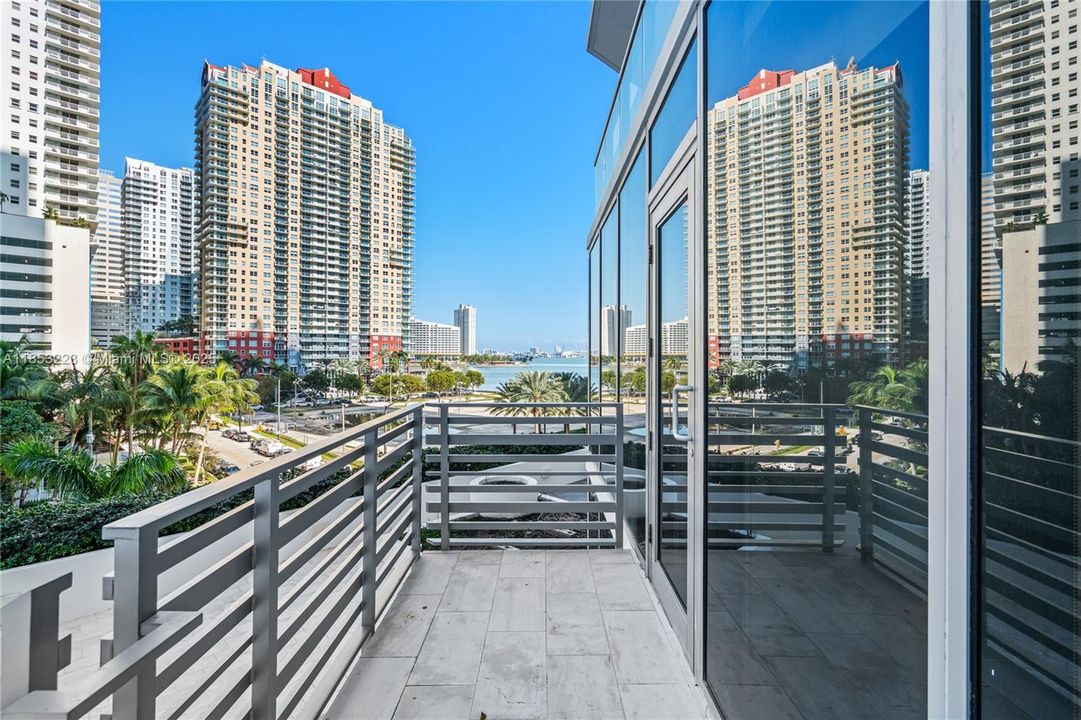 出租: $120 (0 贝兹, 0 浴室, 0 平方英尺)