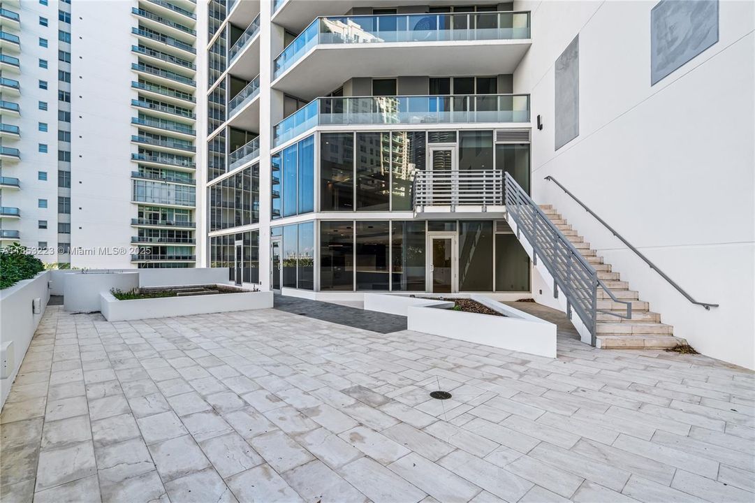 出租: $120 (0 贝兹, 0 浴室, 0 平方英尺)