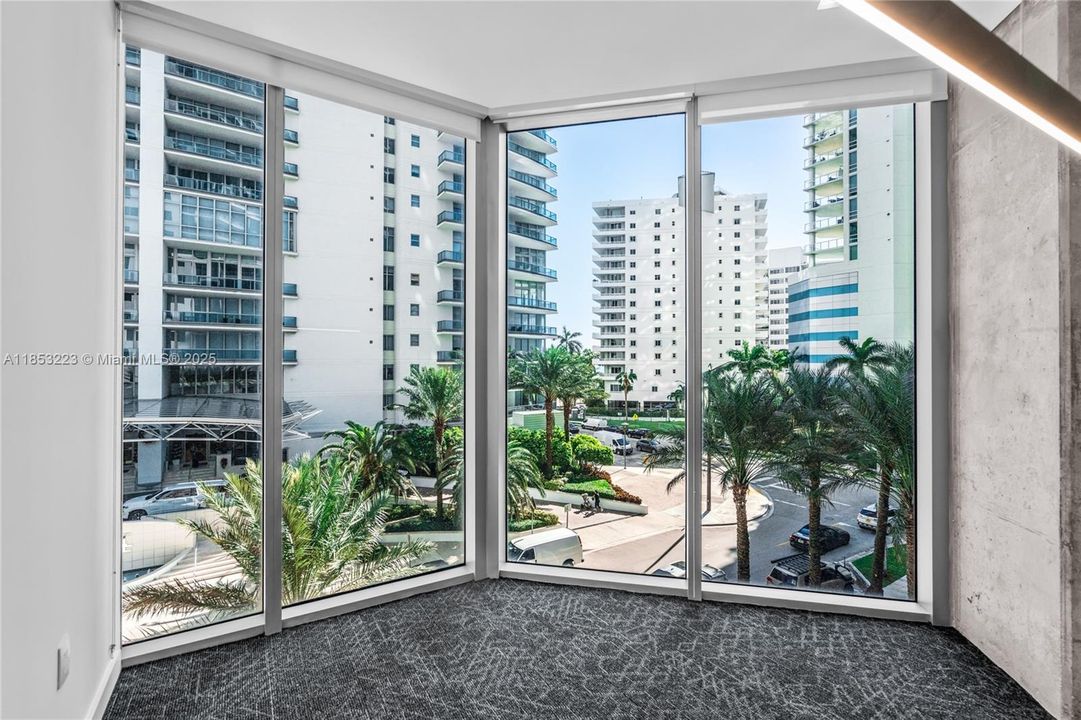 出租: $120 (0 贝兹, 0 浴室, 0 平方英尺)