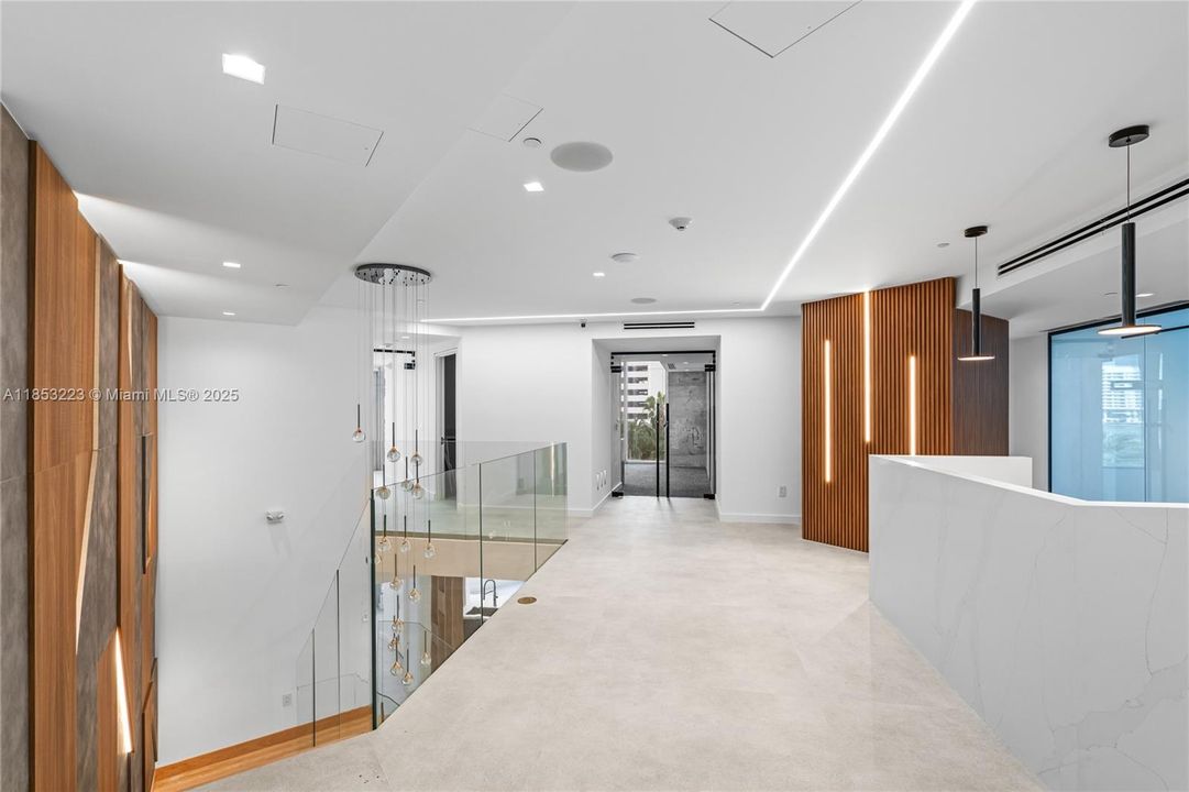 出租: $120 (0 贝兹, 0 浴室, 0 平方英尺)