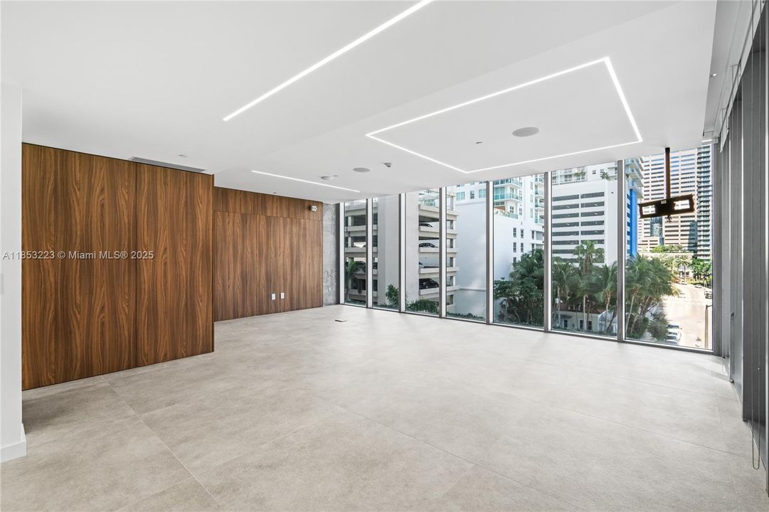 出租: $120 (0 贝兹, 0 浴室, 0 平方英尺)