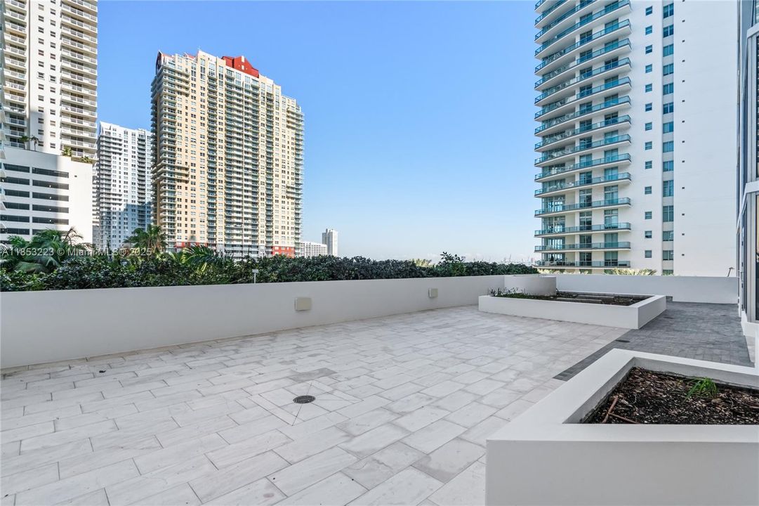 出租: $120 (0 贝兹, 0 浴室, 0 平方英尺)