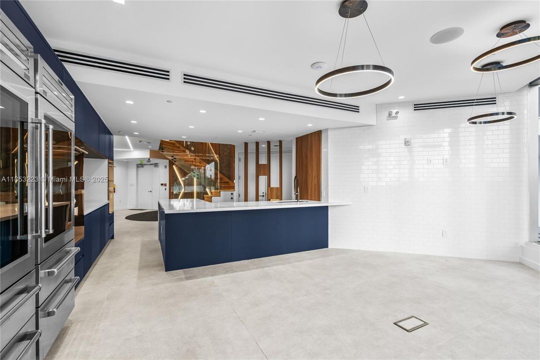 出租: $120 (0 贝兹, 0 浴室, 0 平方英尺)