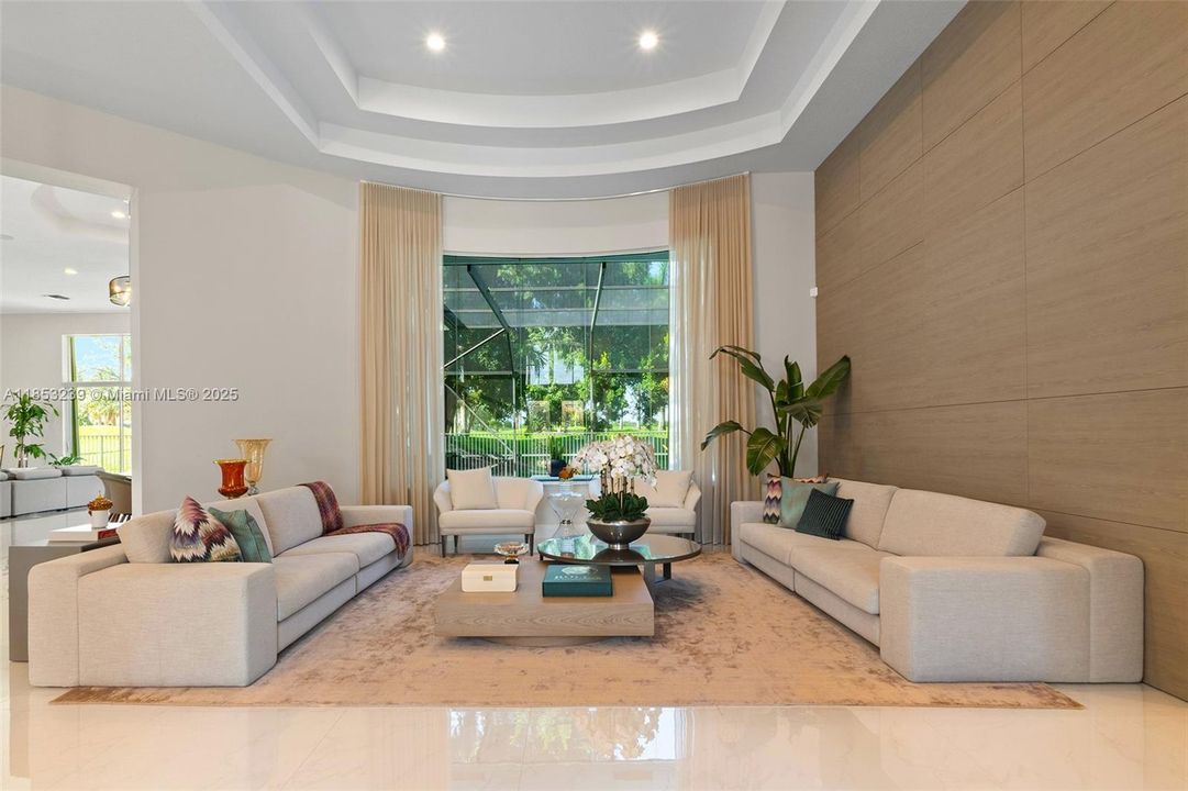 For Sale: $2,950,000 (5 beds, 5 baths, 5507 Square Feet)