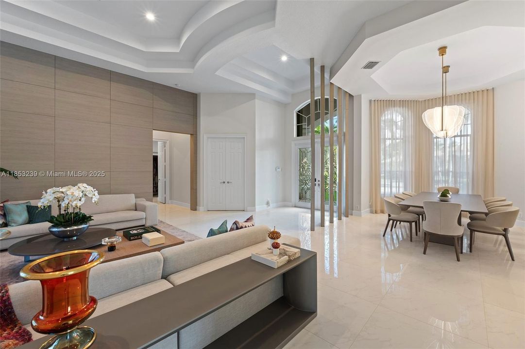 For Sale: $2,950,000 (5 beds, 5 baths, 5507 Square Feet)