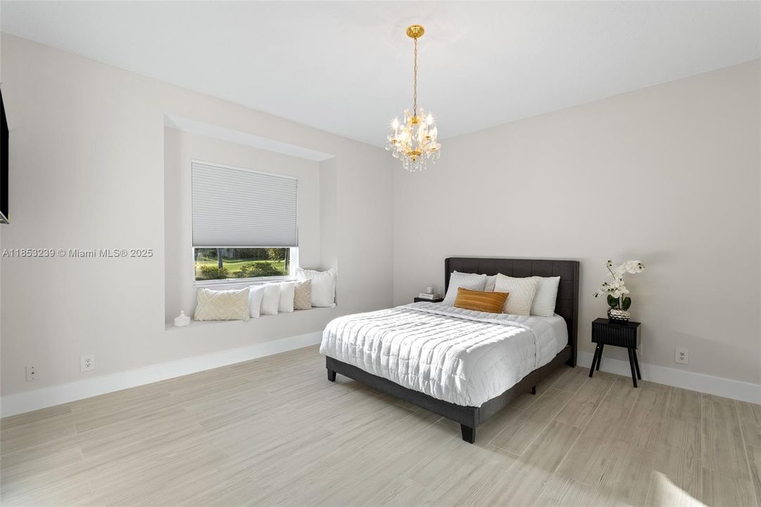 For Sale: $2,950,000 (5 beds, 5 baths, 5507 Square Feet)