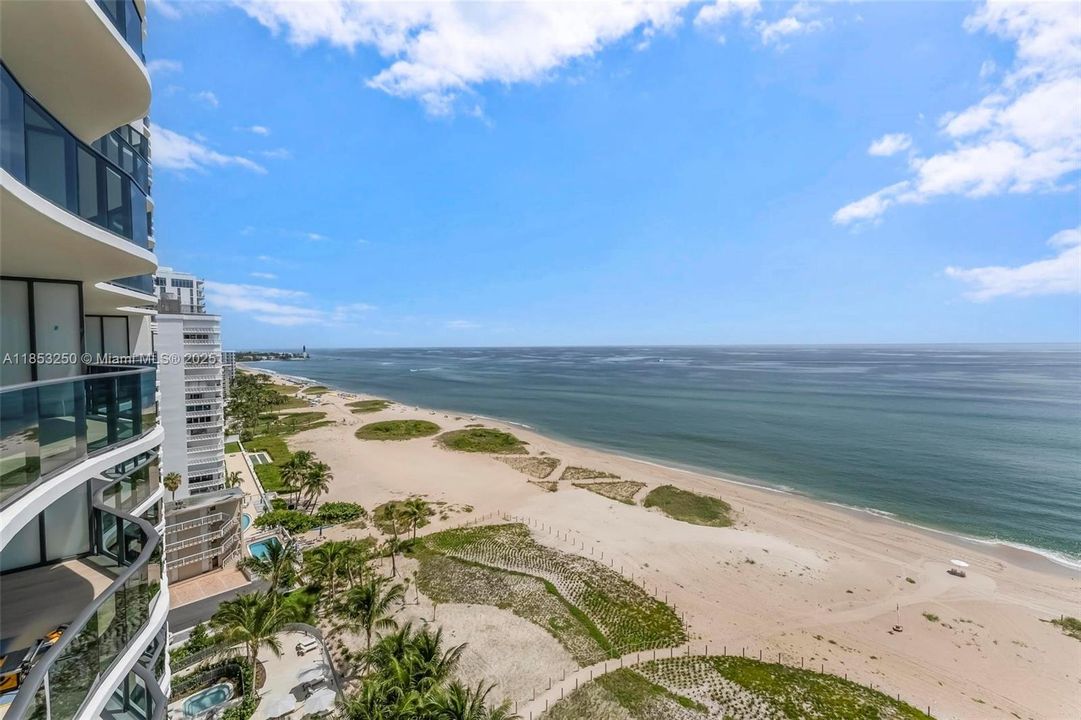 Recently Rented: $19,000 (3 beds, 3 baths, 2760 Square Feet)