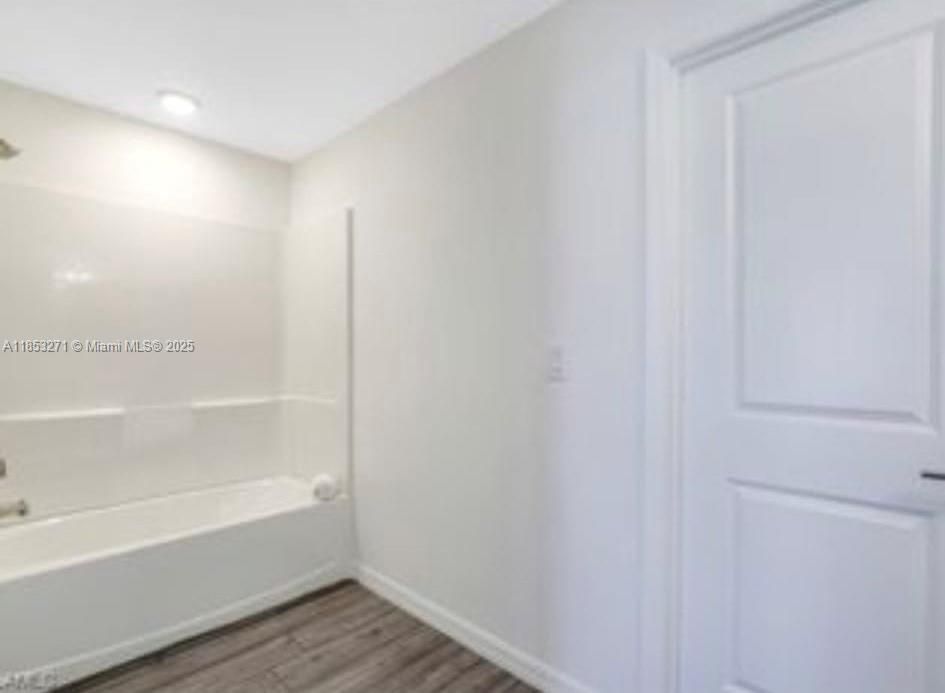 For Sale: $250,000 (3 beds, 2 baths, 1660 Square Feet)