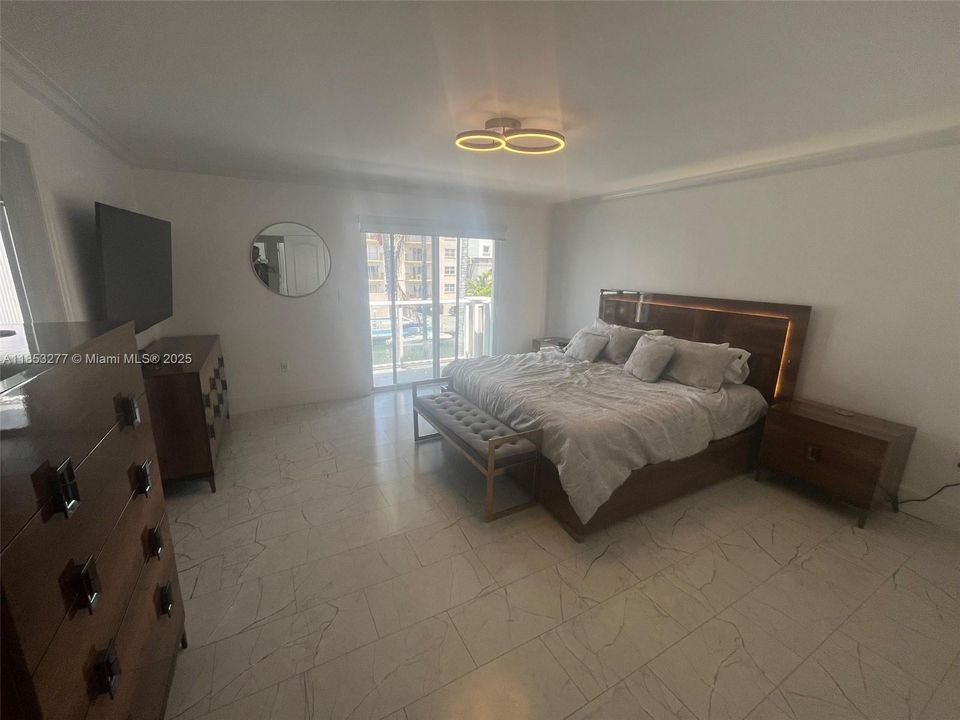 For Sale: $1,799,000 (3 beds, 3 baths, 3195 Square Feet)