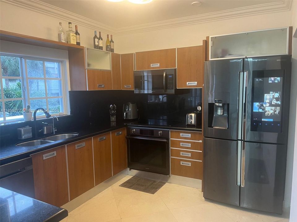 For Sale: $1,799,000 (3 beds, 3 baths, 3195 Square Feet)