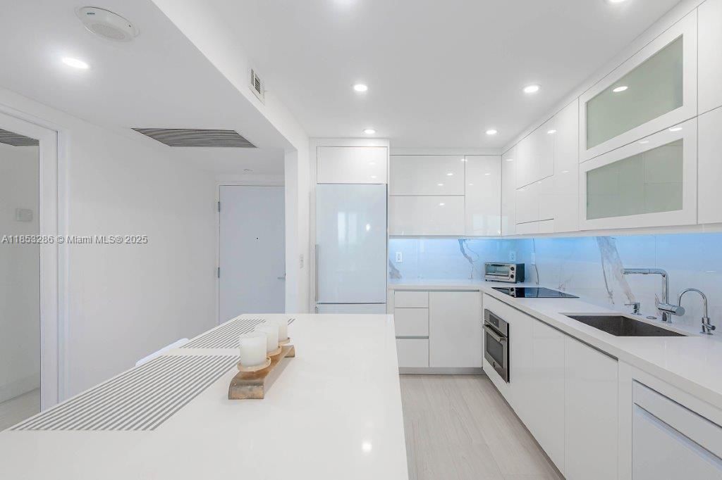 待售: $1,199,000 (0 贝兹, 1 浴室, 600 平方英尺)