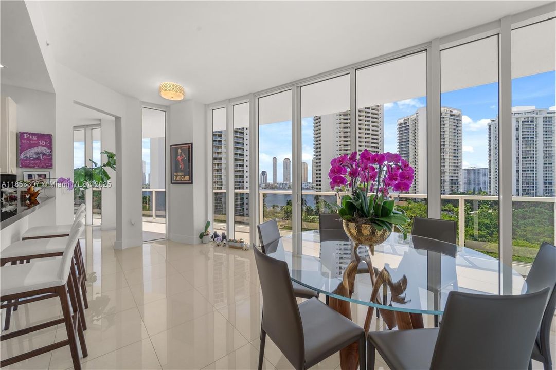 Active With Contract: $10,500 (3 beds, 3 baths, 2608 Square Feet)