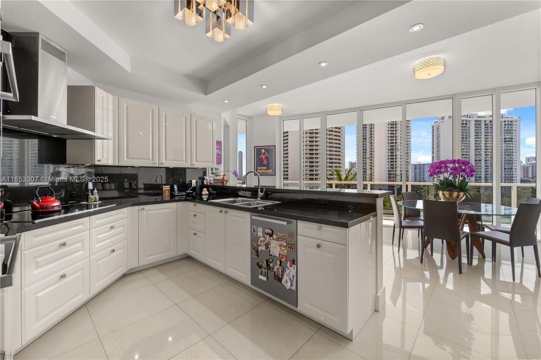 Active With Contract: $10,500 (3 beds, 3 baths, 2608 Square Feet)