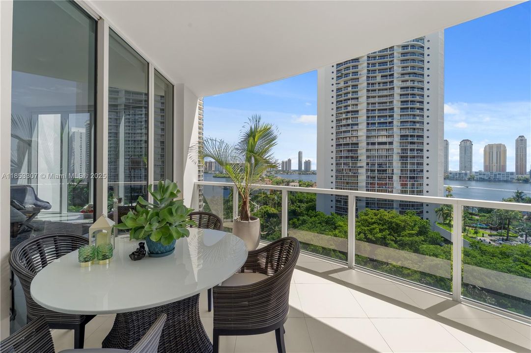 Active With Contract: $10,500 (3 beds, 3 baths, 2608 Square Feet)