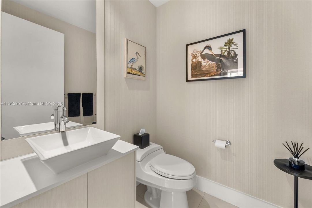 Active With Contract: $10,500 (3 beds, 3 baths, 2608 Square Feet)