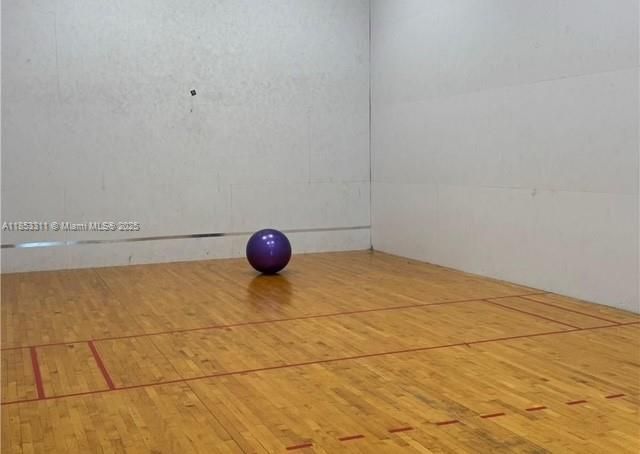 Recently Rented: $1,800 (2 beds, 2 baths, 1042 Square Feet)