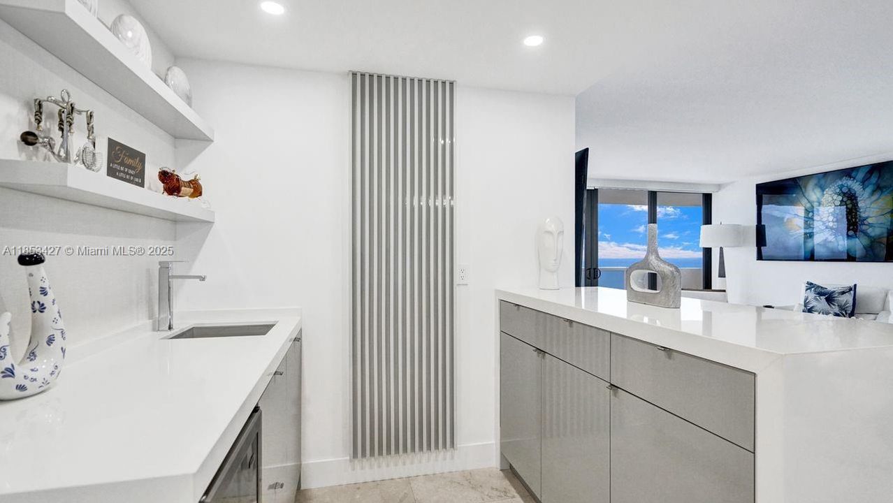 待售: $2,099,000 (3 贝兹, 2 浴室, 1980 平方英尺)