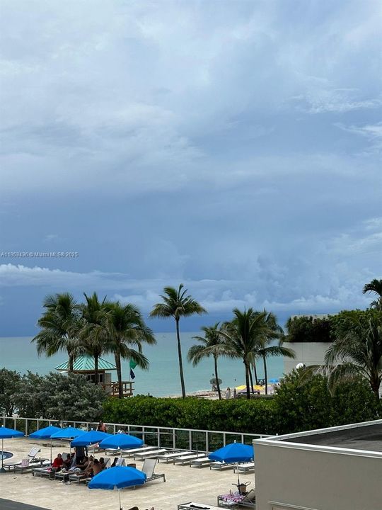 待售: $109,000 (0 贝兹, 1 浴室, 360 平方英尺)