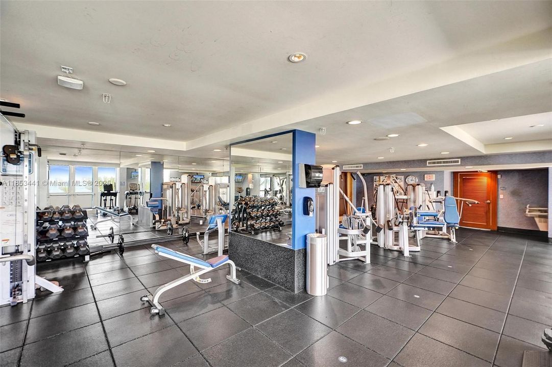 Недавно продано: $675,000 (2 спален, 2 ванн, 1251 Квадратных фут)