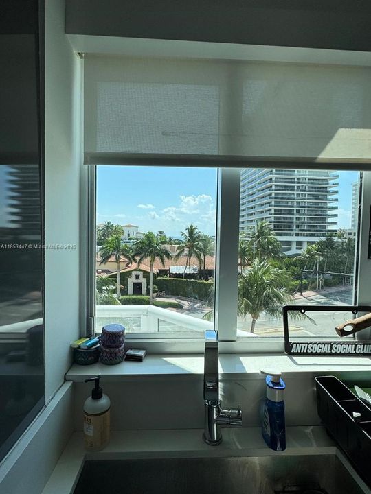 En Venta: $799,900 (3 camas, 2 baños, 1180 Pies cuadrados)