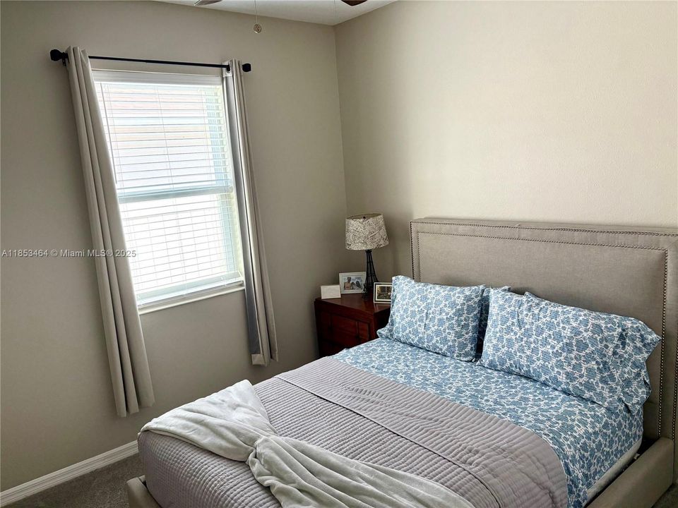 For Sale: $420,000 (4 beds, 2 baths, 1707 Square Feet)