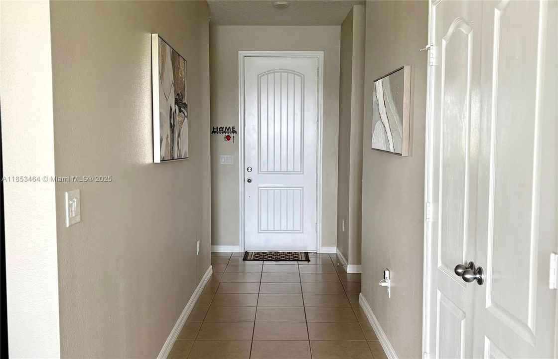 For Sale: $420,000 (4 beds, 2 baths, 1707 Square Feet)