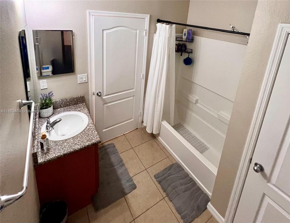 For Sale: $420,000 (4 beds, 2 baths, 1707 Square Feet)