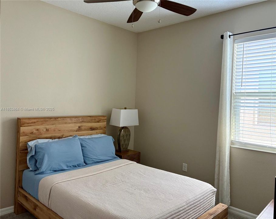 For Sale: $420,000 (4 beds, 2 baths, 1707 Square Feet)