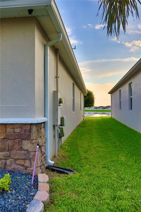 For Sale: $420,000 (4 beds, 2 baths, 1707 Square Feet)