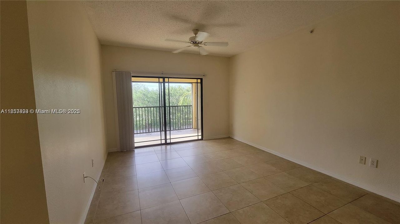 Recientemente alquilado: $2,500 (3 camas, 2 baños, 1316 Pies cuadrados)