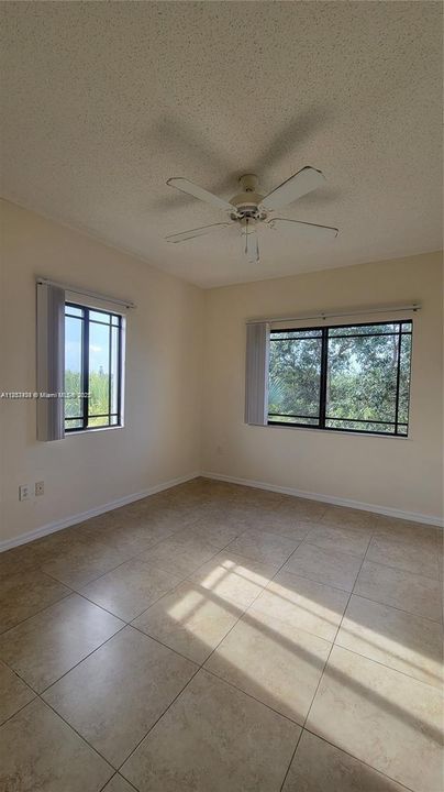 Recientemente alquilado: $2,500 (3 camas, 2 baños, 1316 Pies cuadrados)