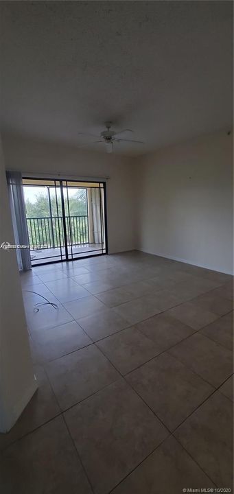 Recientemente alquilado: $2,500 (3 camas, 2 baños, 1316 Pies cuadrados)