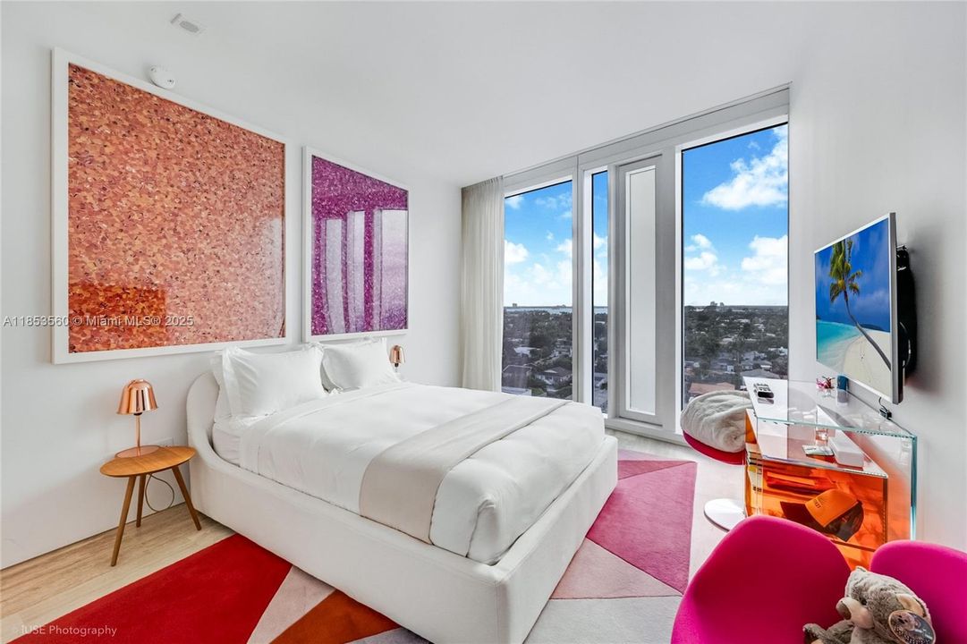 For Sale: $38,000,000 (7 beds, 7 baths, 7387 Square Feet)