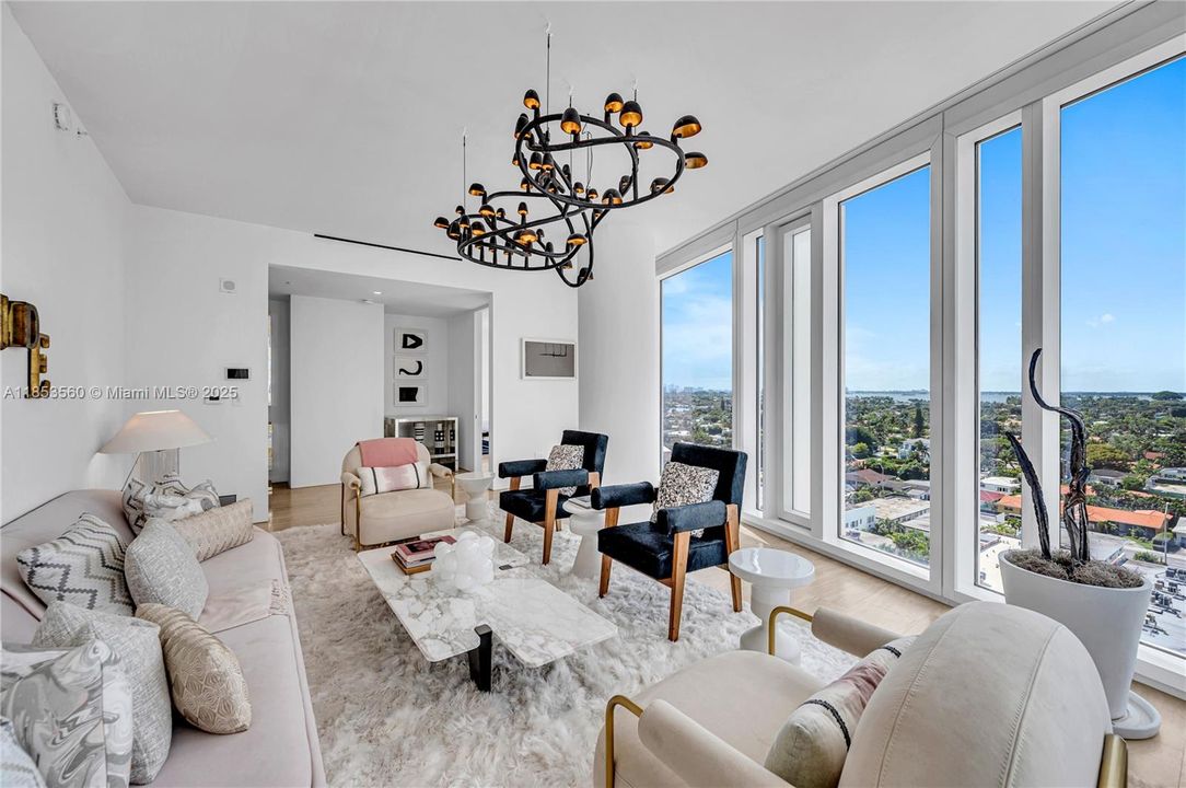 For Sale: $38,000,000 (7 beds, 7 baths, 7387 Square Feet)